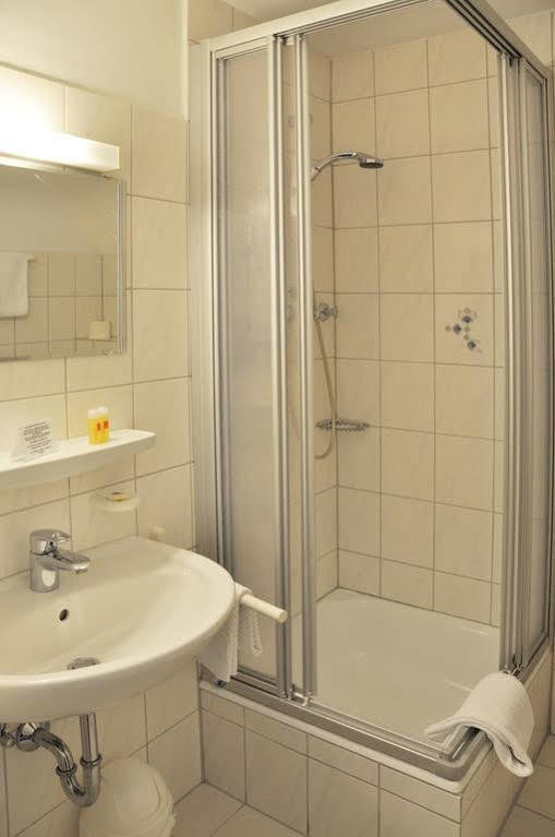 Hotel Fortuna Stockach Exteriör bild
