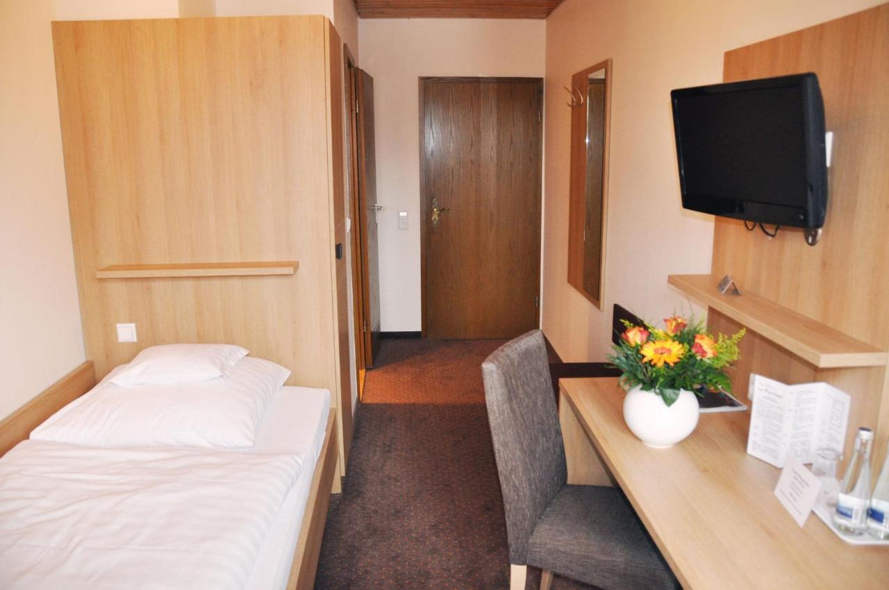 Hotel Fortuna Stockach Exteriör bild